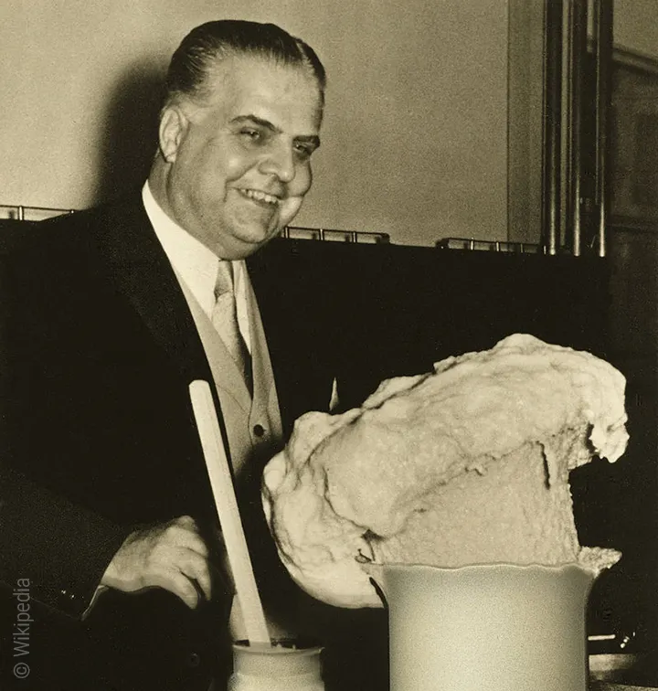 Foto: Otto Bayer, Entdecker der Polyurethane